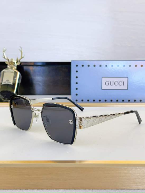 Picture of Gucci Sunglasses _SKUfw80049240fw